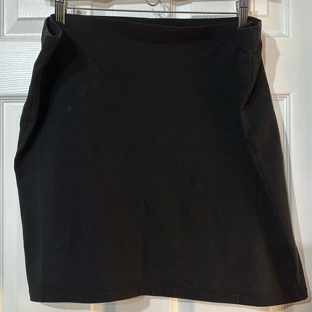 H&M basics black skirt. XXL.